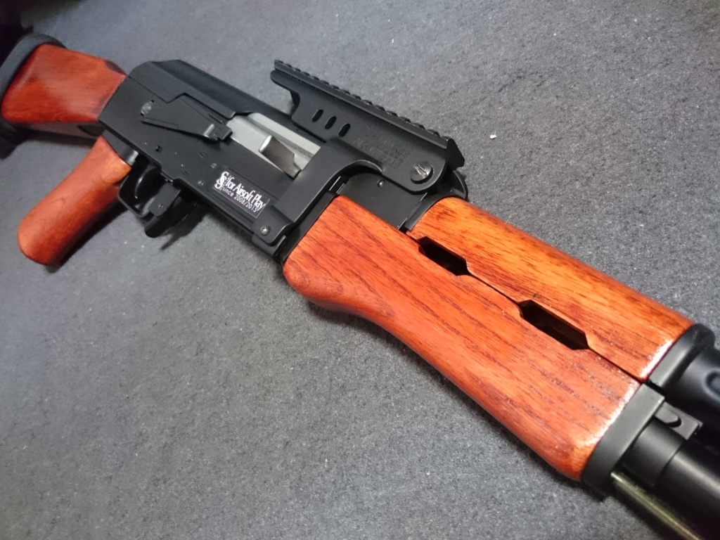 2GO様 東京マルイM4CQB-R&CIMA製AK(リアルウッドモデル) CM042 AK-47 電動ガン（リアルウッドストックバージョン）【180日間